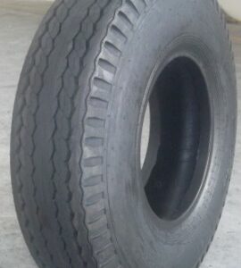 SBPL_PNEU CAMION HW100